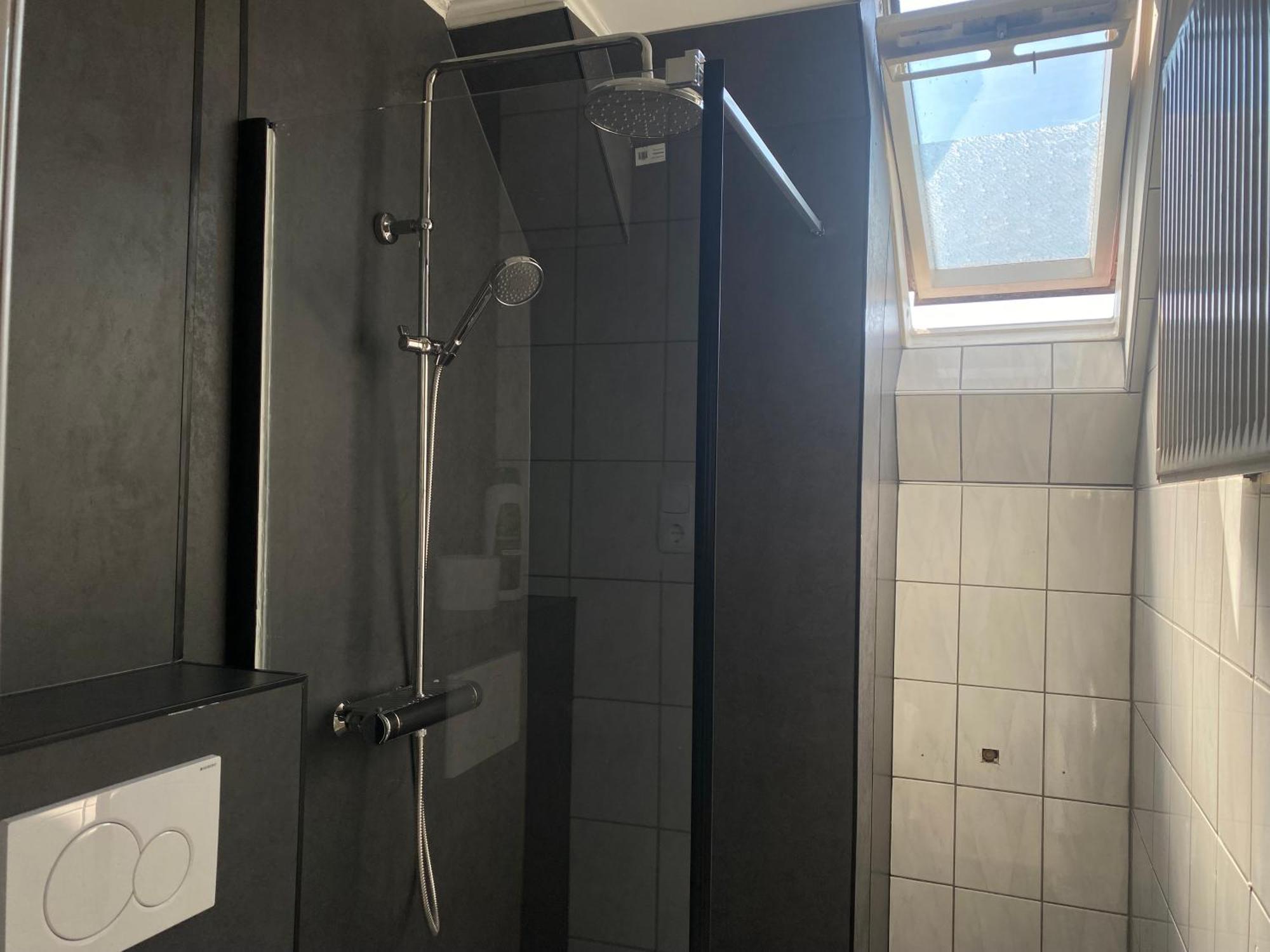 Hotel Petite Koenigsallee Self Check-In Düsseldorf Exterior foto